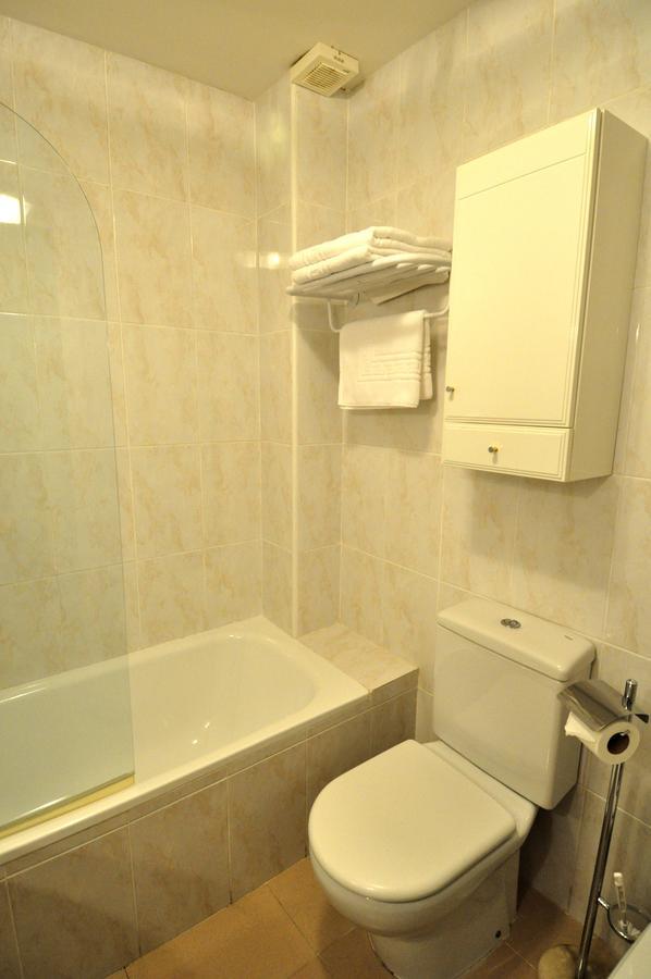 Hotel Apartamentos Aralso Sotillo La Lastrilla Exteriör bild